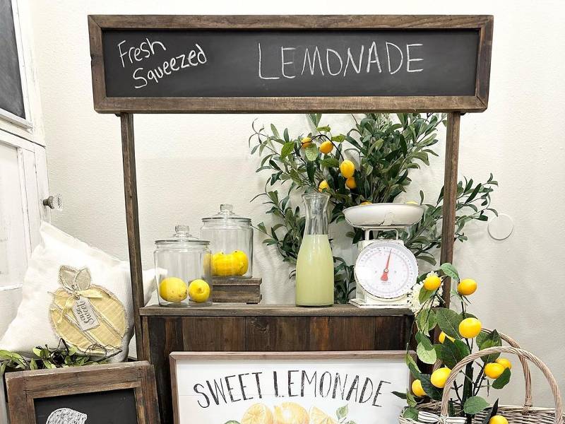 Setting Up a Lemonade or Hot Cocoa Stand